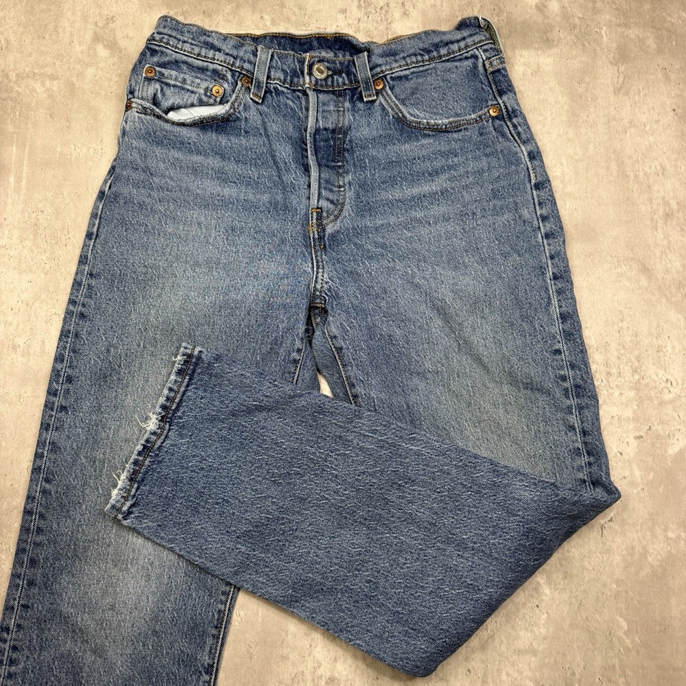 Levis 501 Original 28x30 Medium Stonewash Straight Leg Jeans Button Fly Work USA